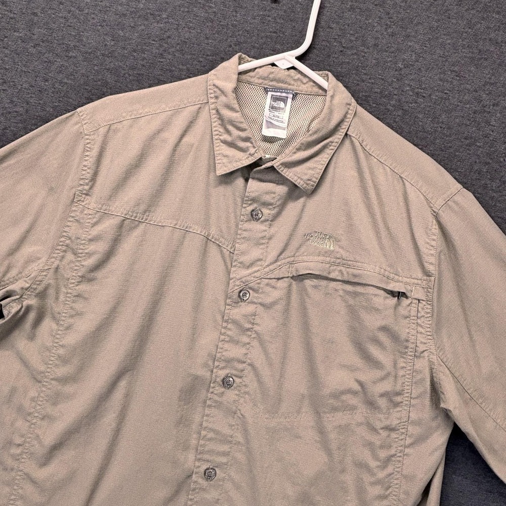 The North Face Shirt Mens XL Beige Nylon Long Sleeve Vented Fishing Outdoor